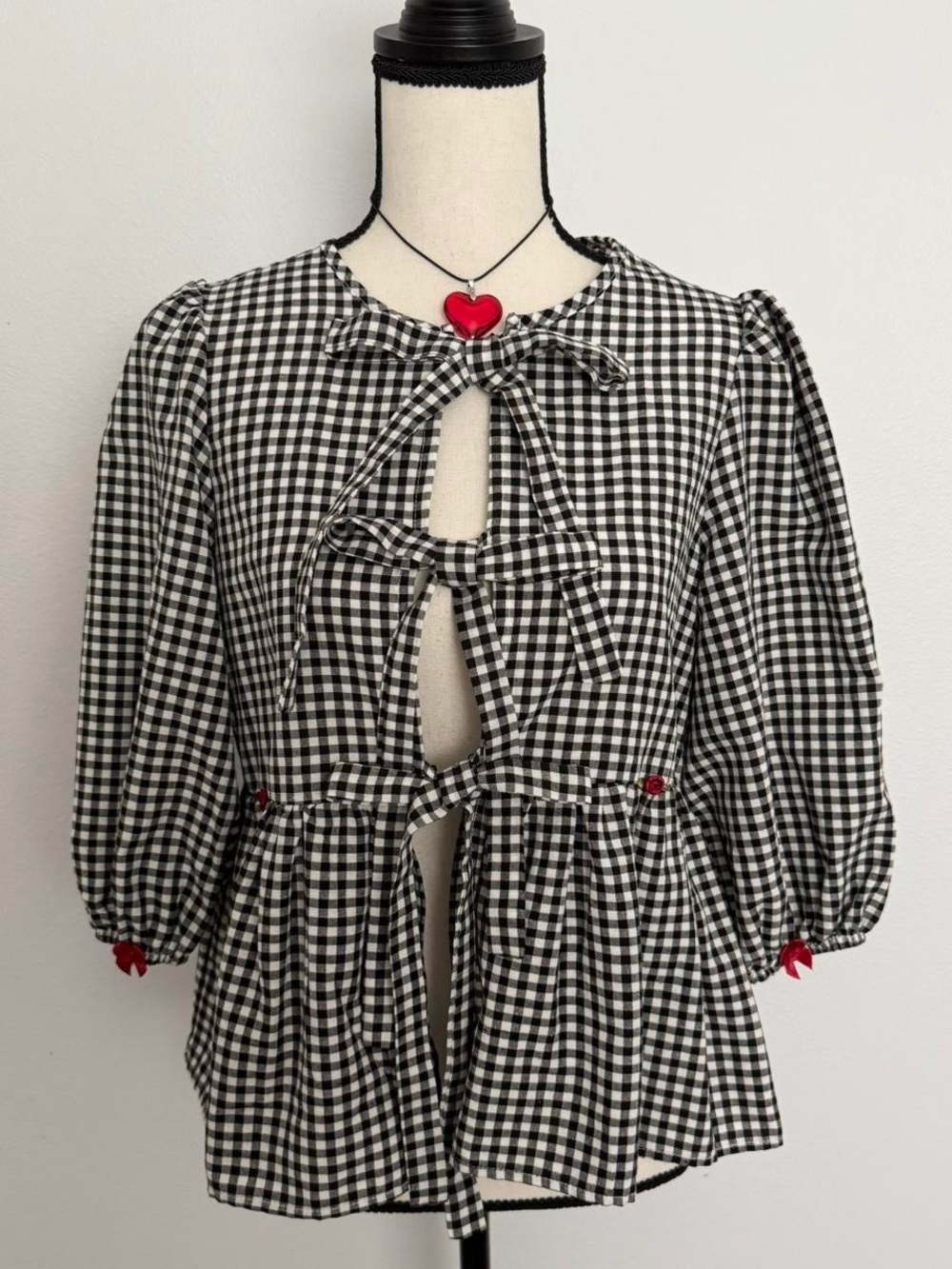 Black & White Gingham Tie-Front Women’s Top